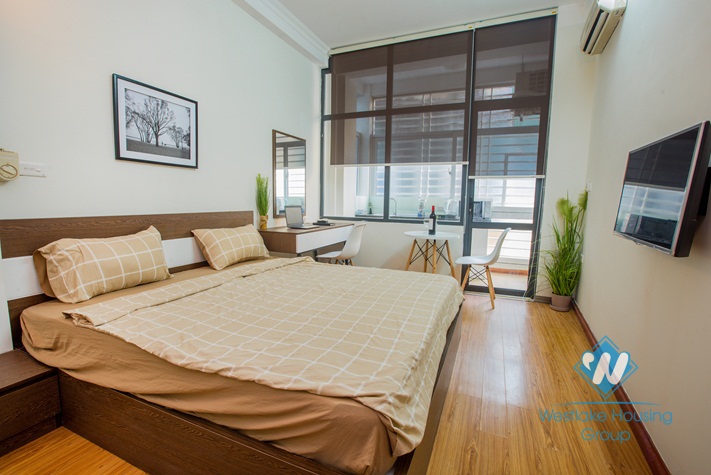 Nice single apartment for rent on Thai Thinh, Dong Da, Hanoi